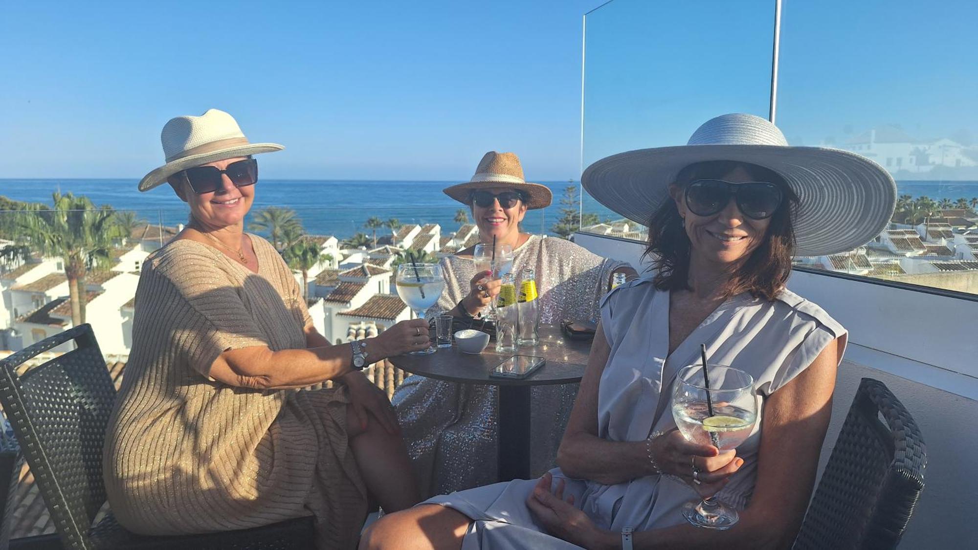 The Orange House Boutique Hotel And Upstairs Rooftop Bar Center Of La Cala De Mijas 100M From The Beach Exterior foto
